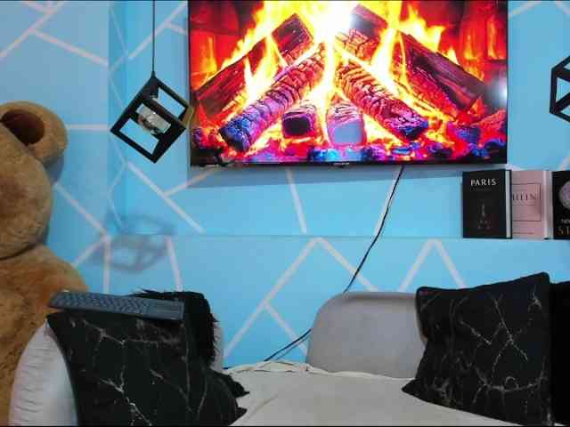SharonNoa webcam