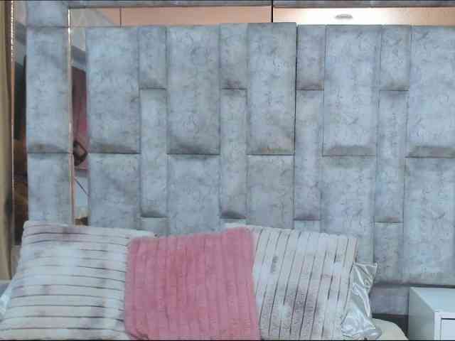 SharonNoa webcam