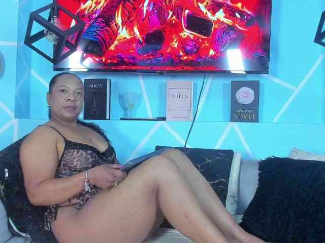 SharonNoa webcam