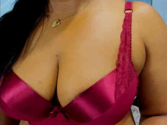 SharonNoa webcam