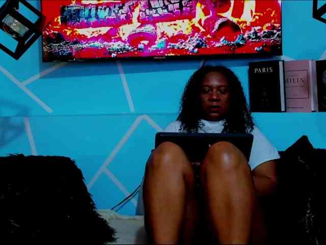 SharonNoa webcam
