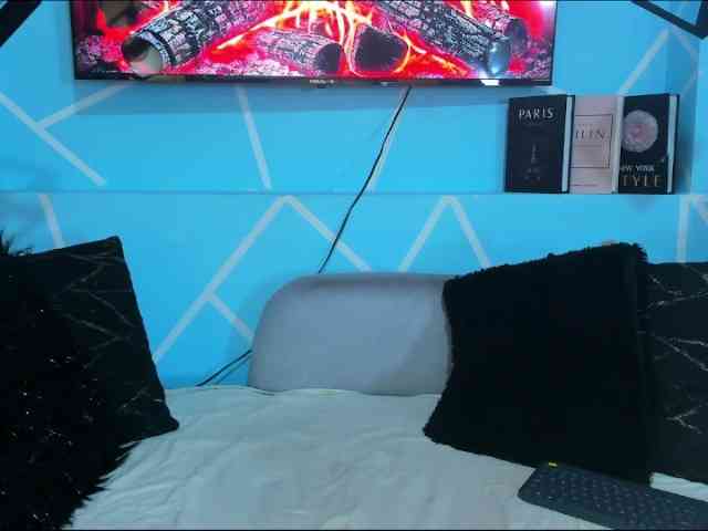 SharonNoa webcam