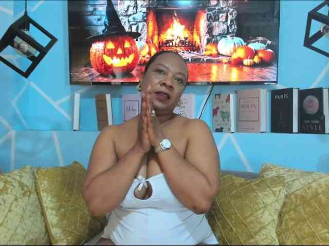 SharonNoa webcam