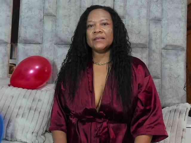 SharonNoa webcam
