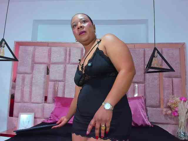 SharonNoa webcam