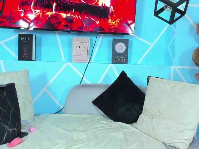 SharonNoa webcam