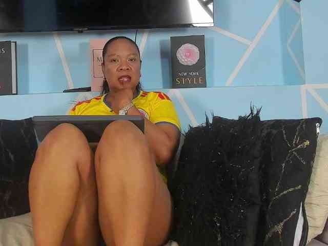 SharonNoa webcam