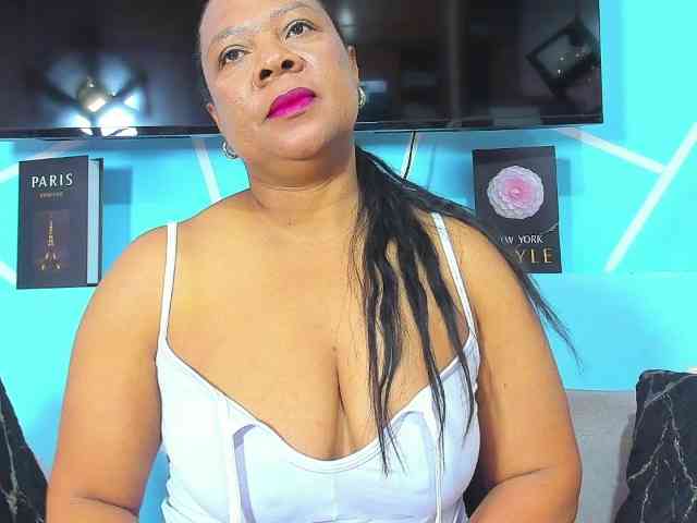 SharonNoa webcam