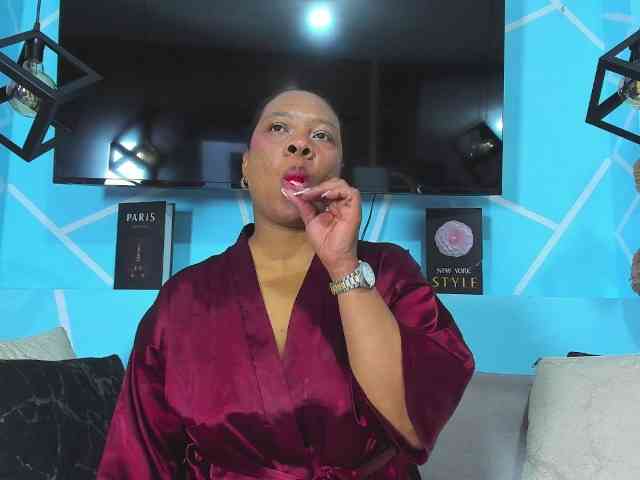 SharonNoa webcam