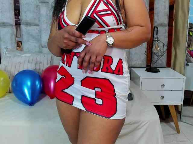 SharonNoa webcam