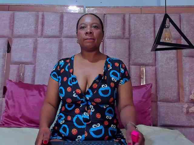 SharonNoa webcam