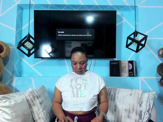 SharonNoa webcam