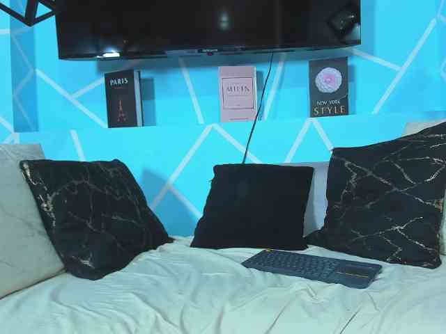 SharonNoa webcam