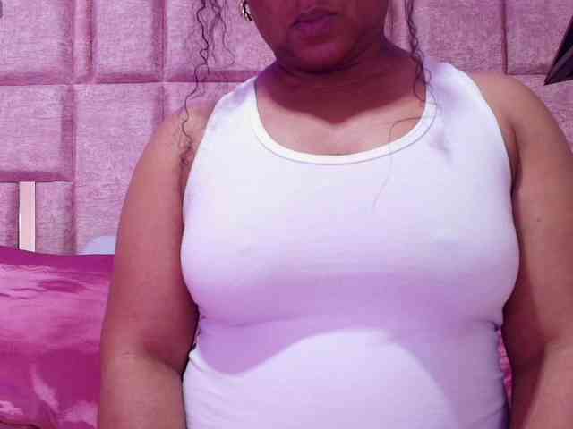 SharonNoa webcam