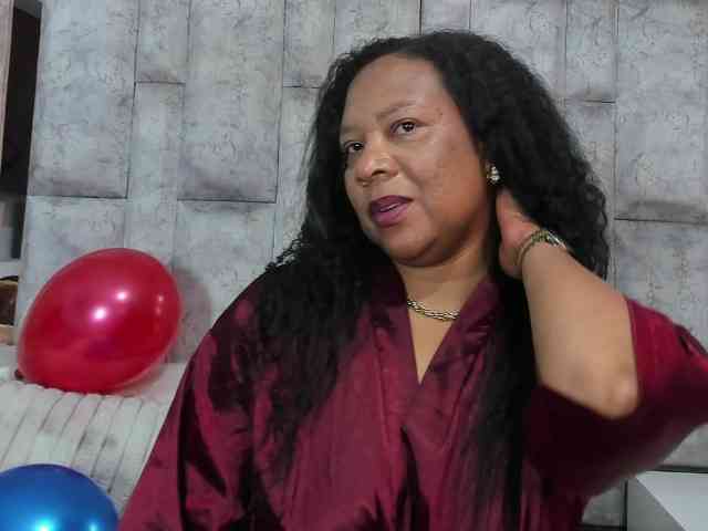 SharonNoa webcam