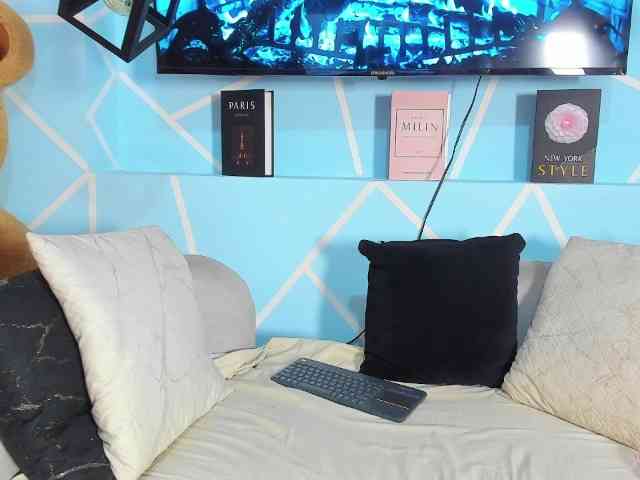SharonNoa webcam