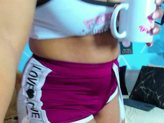 SharonNoa webcam