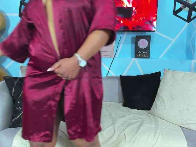 SharonNoa webcam