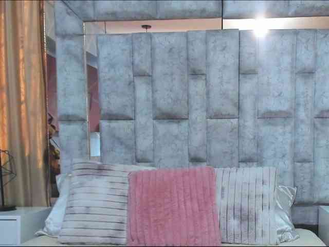 SharonNoa webcam