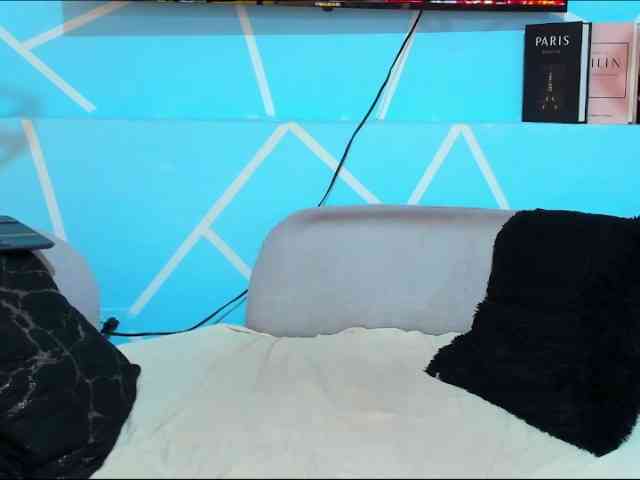 SharonNoa webcam
