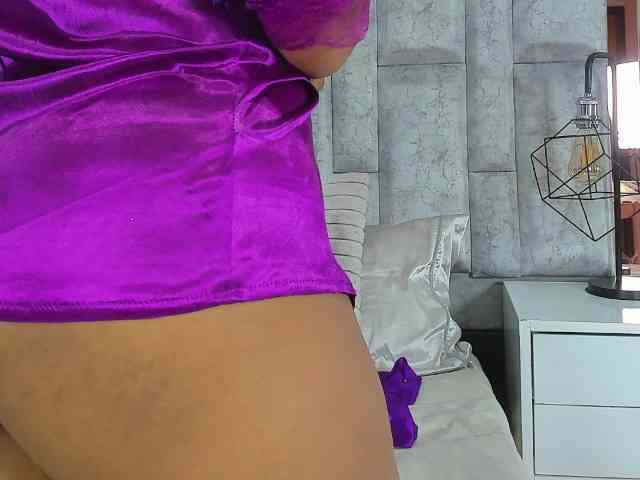 SharonNoa webcam