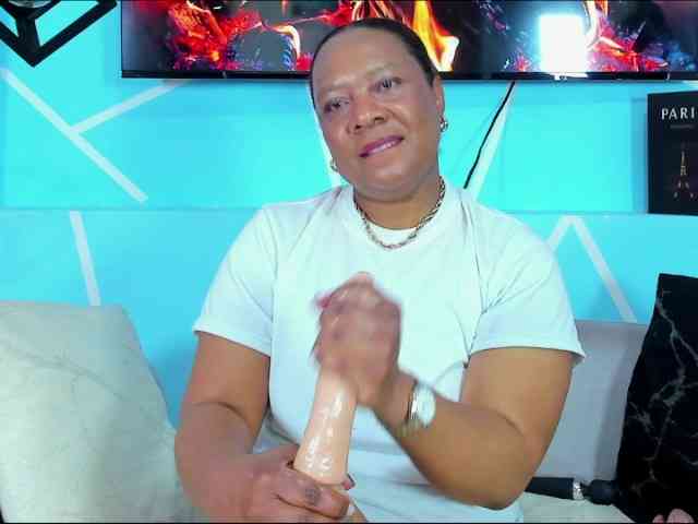SharonNoa webcam