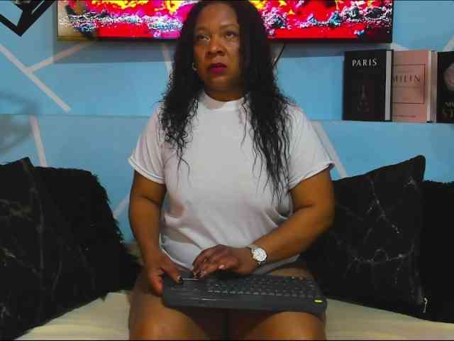 SharonNoa webcam