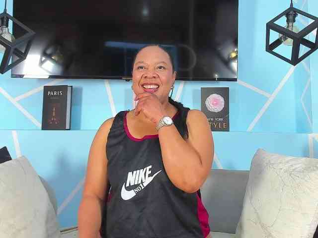SharonNoa webcam