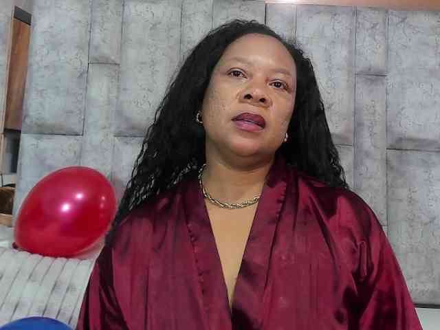 SharonNoa webcam