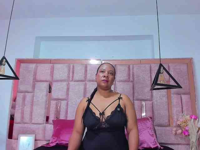 SharonNoa webcam