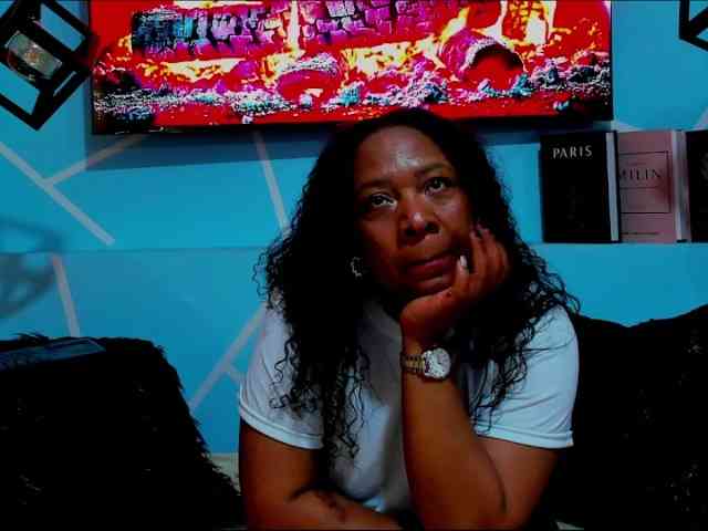 SharonNoa webcam