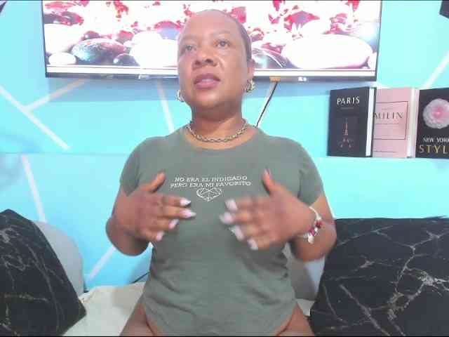 SharonNoa webcam