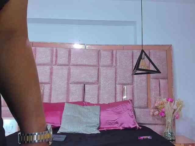 SharonNoa webcam