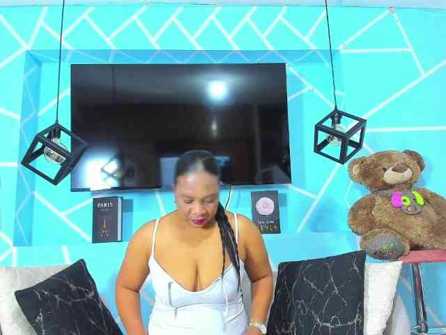 SharonNoa webcam