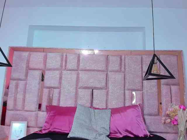 SharonNoa webcam