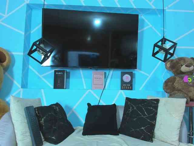 SharonNoa webcam
