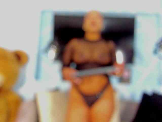 SharonNoa webcam