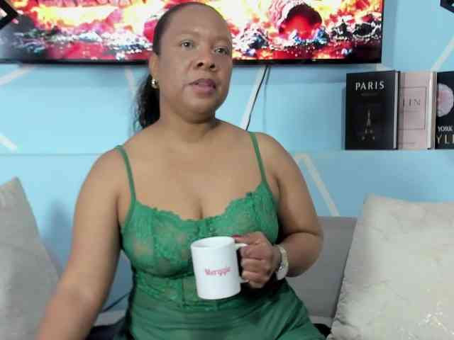 SharonNoa webcam