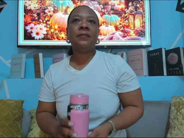 SharonNoa SharonNoa