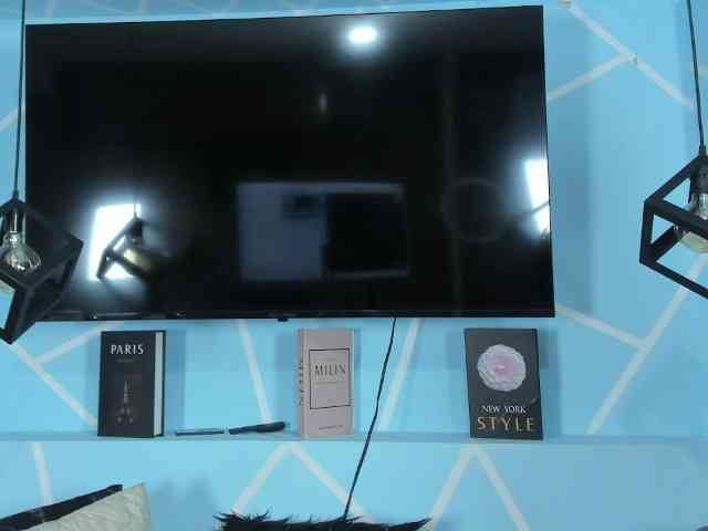 SharonNoa webcam