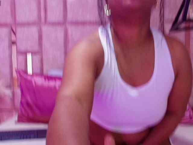SharonNoa webcam