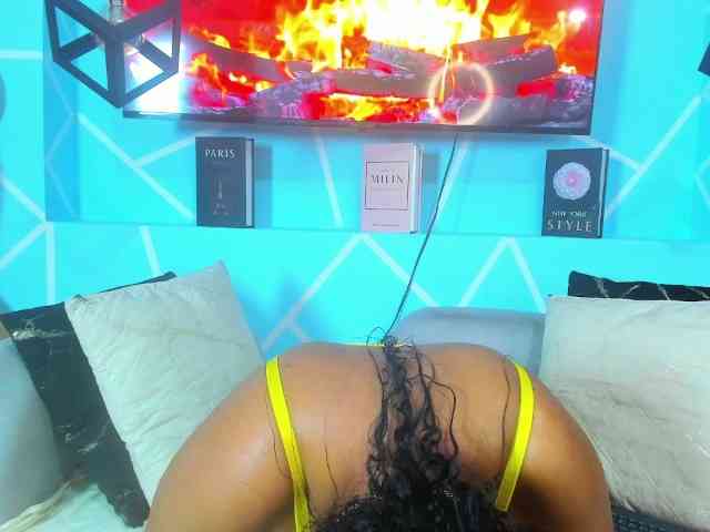 SharonNoa webcam