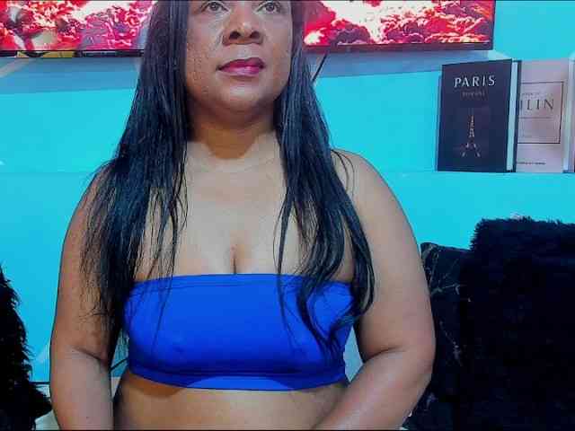 SharonNoa webcam