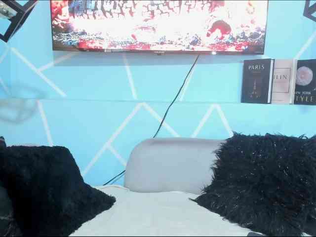SharonNoa webcam