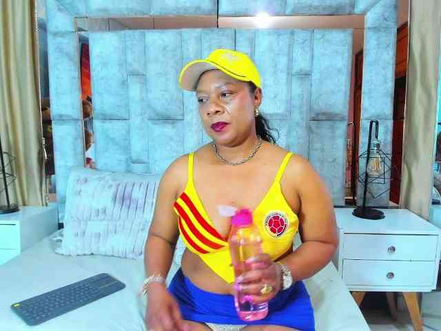 SharonNoa webcam