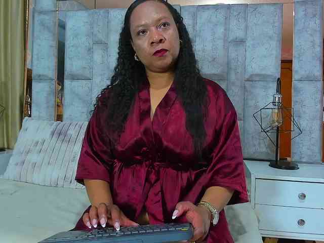 SharonNoa webcam