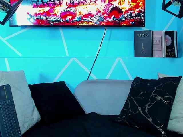 SharonNoa webcam