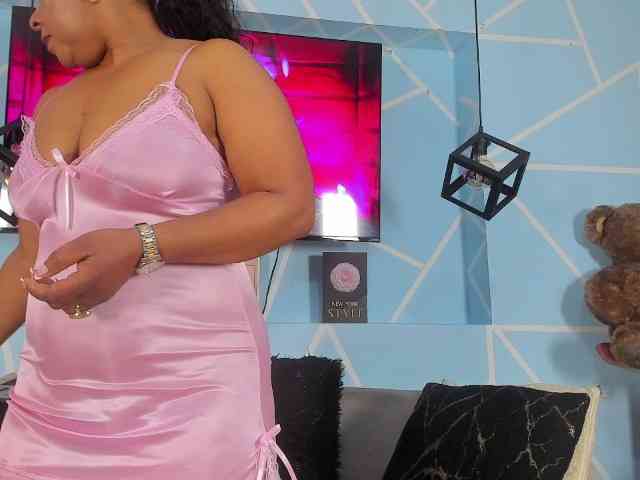 SharonNoa webcam