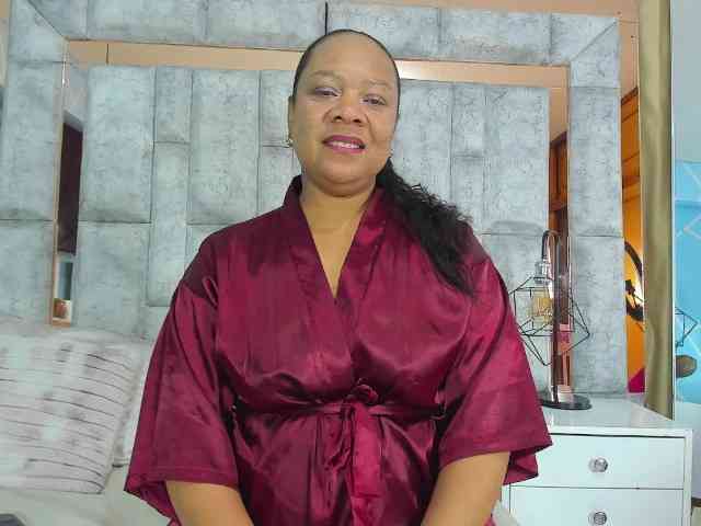 SharonNoa webcam