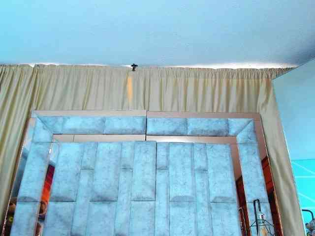 SharonNoa webcam